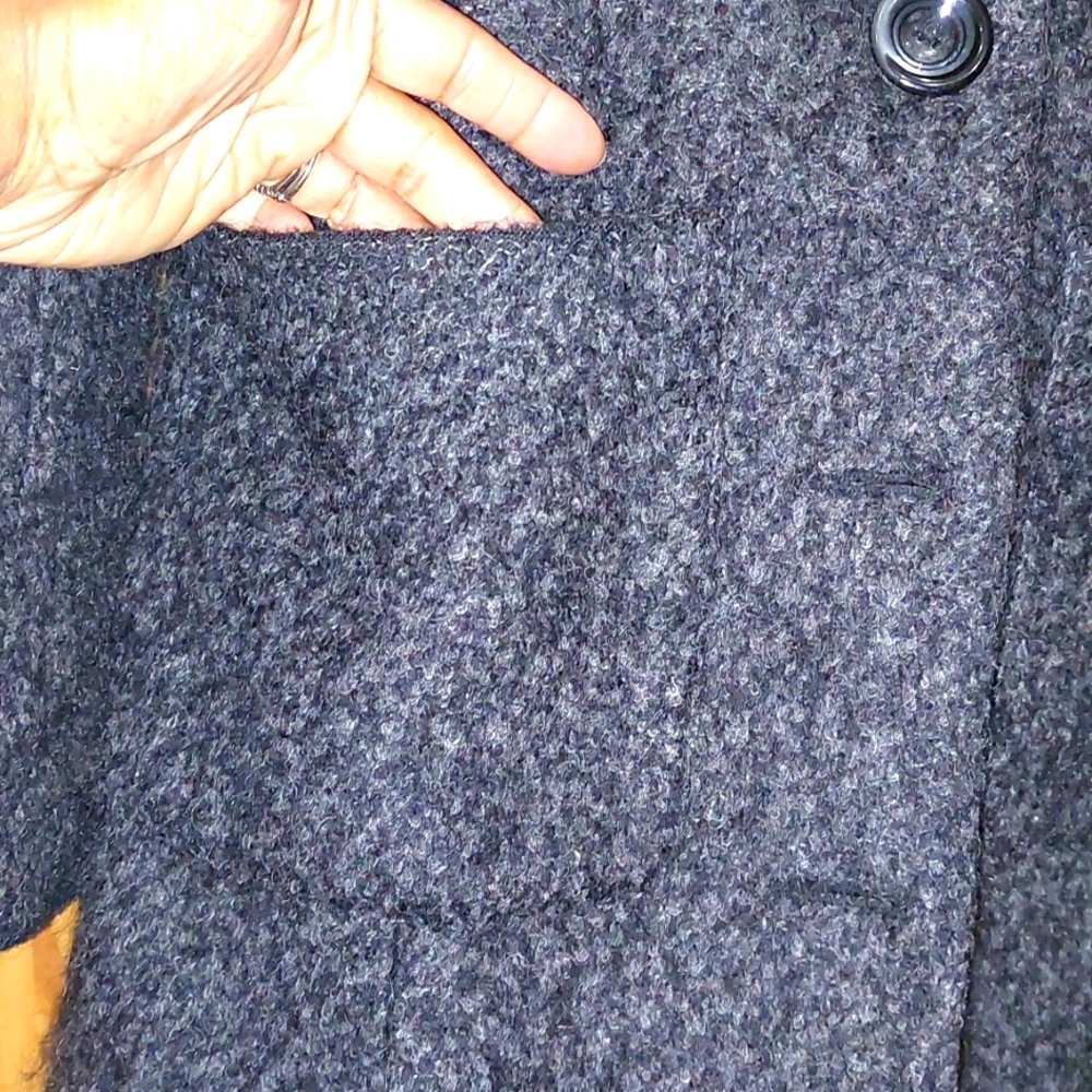 Winter coat - Picture 3 of 7